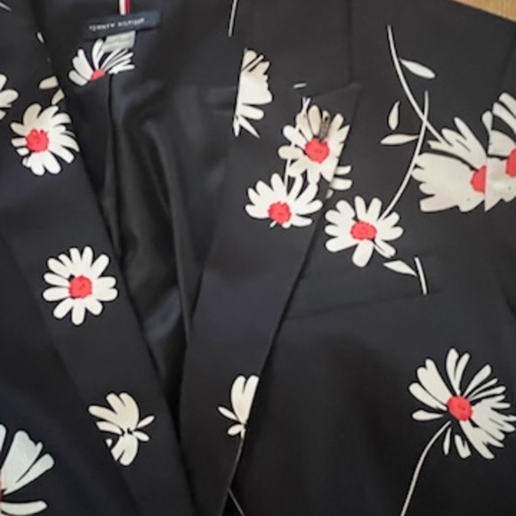 Tommy Hilfiger Womens Suit with Floral Print 12 - Picture 7 of 13
